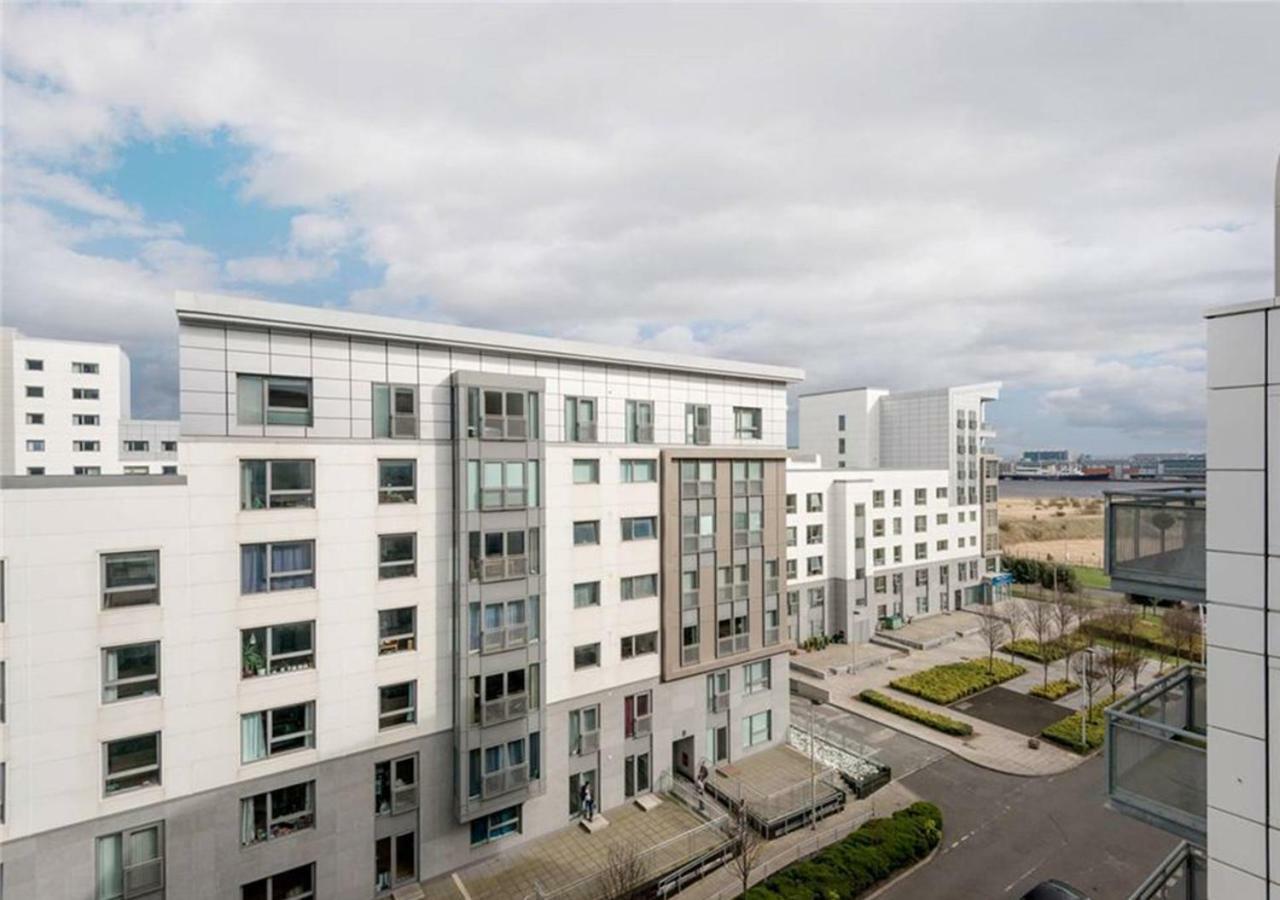 Stylish Penthouse Suite Edinburgh Exterior photo